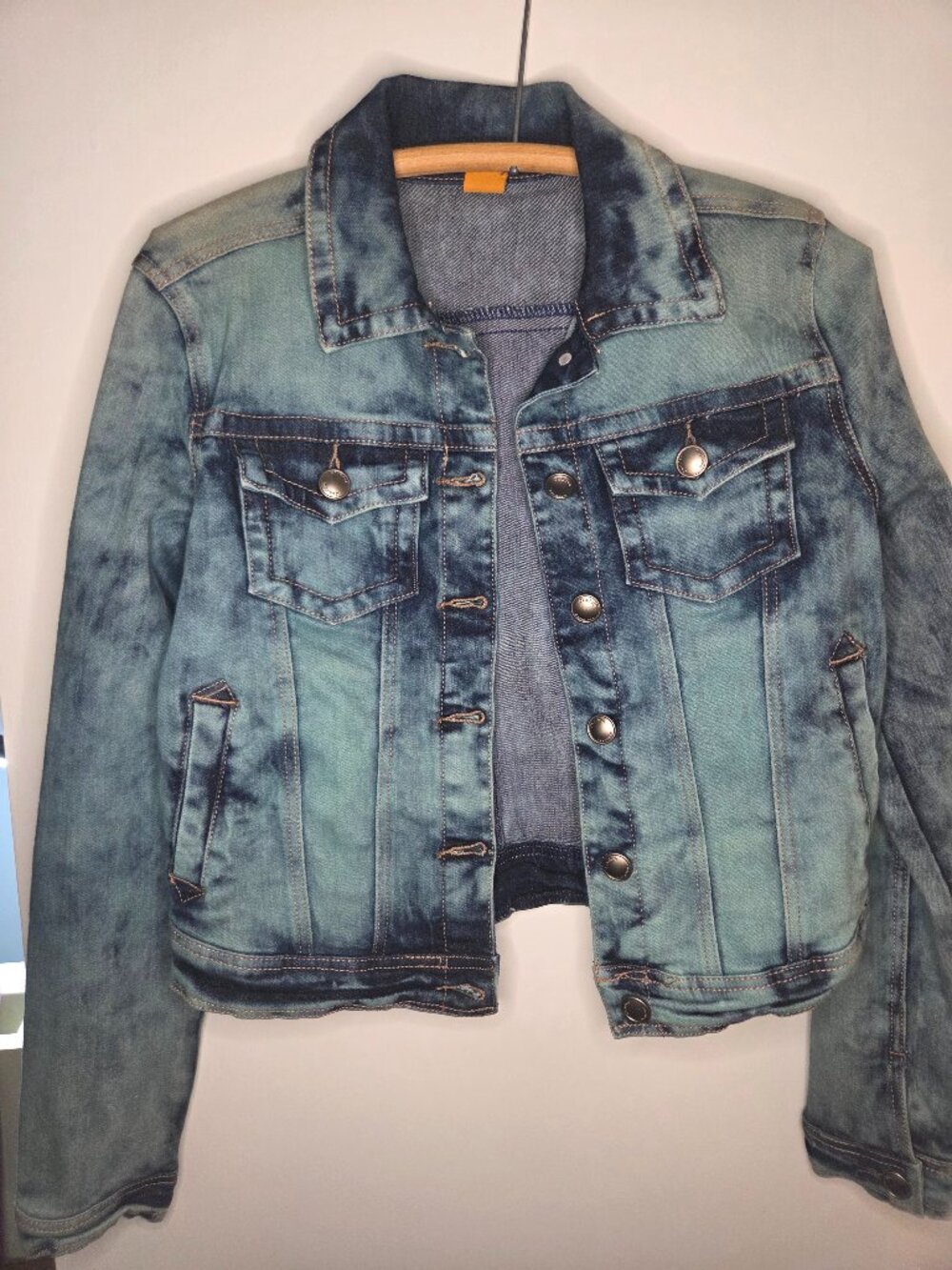 Jean / Denim Jacket